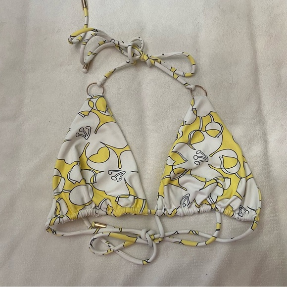 New! Indah Cheri Triangle Swim Top in Yellow Hibiscus floral 1310 - Picture 2 of 9